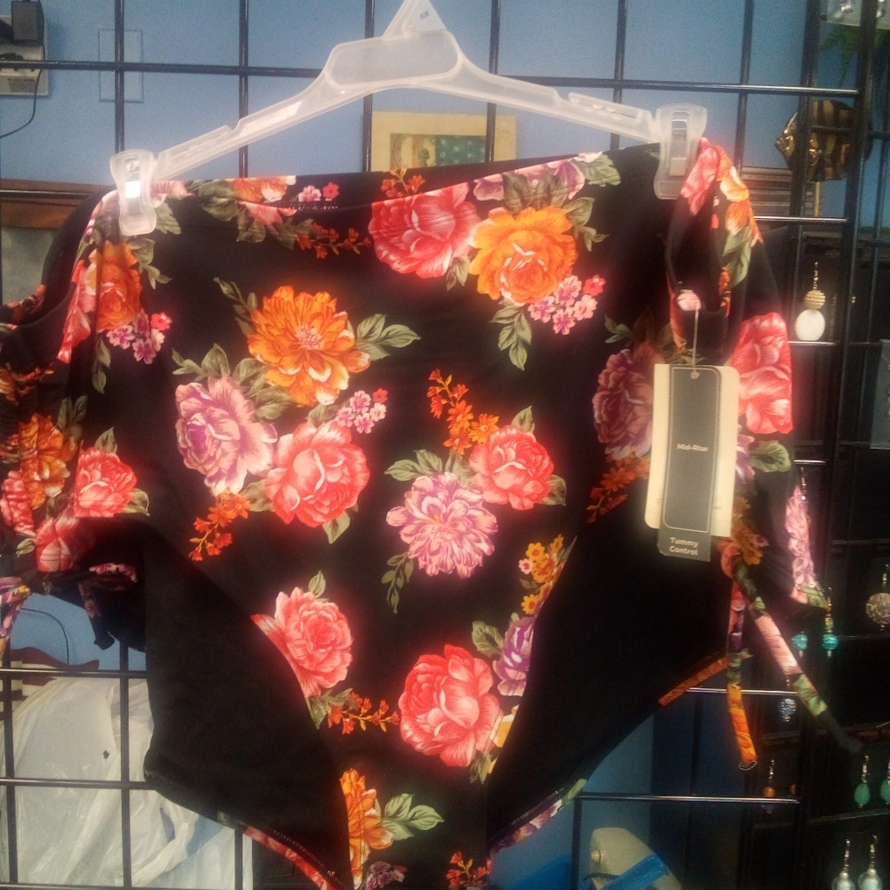NWT sz 4X 28W floral bikini bottoms side t…